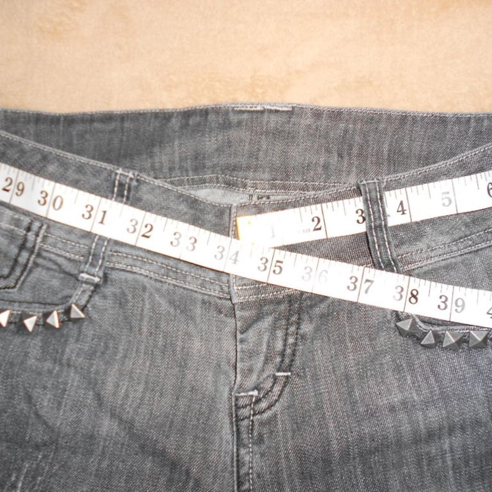 Distressed Gray Jeans! - Picture 10 of 12